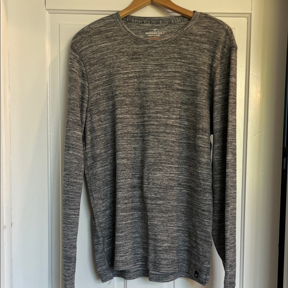 American Eagle Gray Long Sleeve Sweater Size Medium